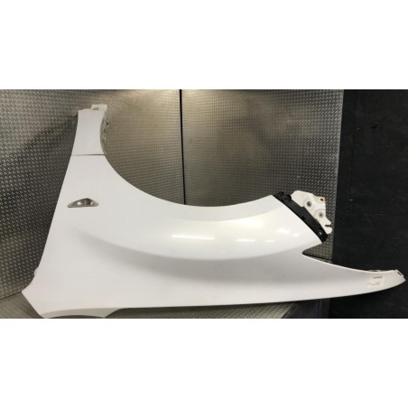Aile avant gauche Mazda 6 A trois volumes 2.2 mzr-cd (2009-2012)