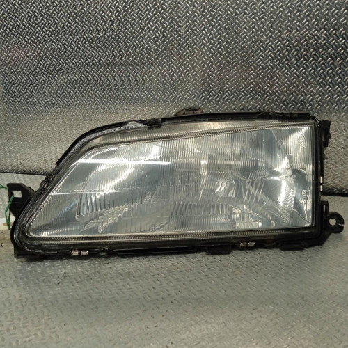 Phare droit Peugeot 306 3-5 portes 1.9 dt (1993-2001)