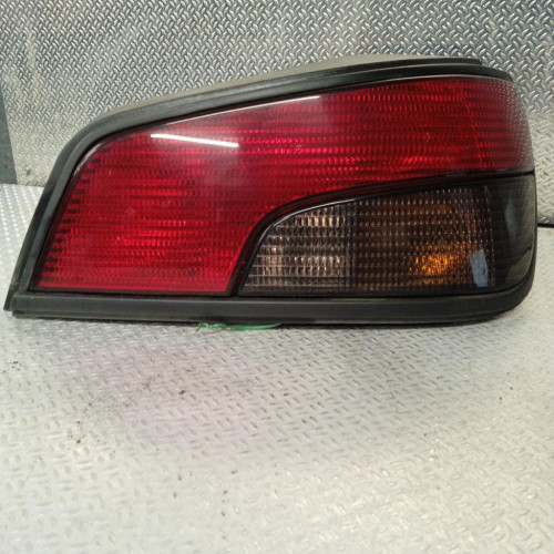 Feu arrière droit Peugeot 306 3-5 portes 1.9 dt (1993-2001)