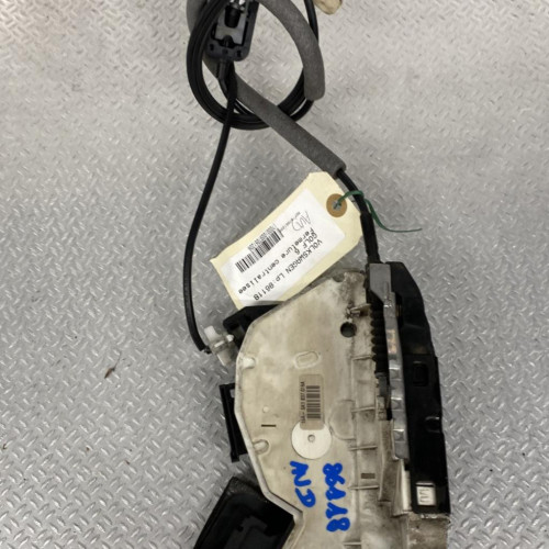 Serrure porte avd VOLKSWAGEN GOLF 6  GOLF 6
