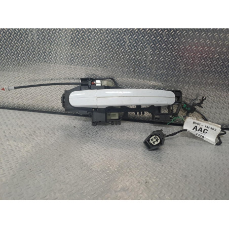 Poignee ext porte avd Ford FOCUS III 2.0 tdci (2010-2014)