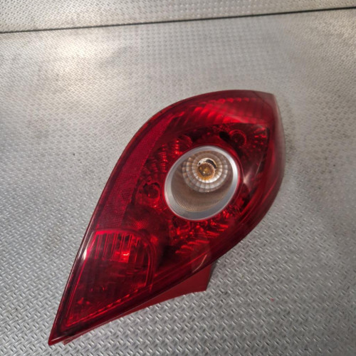 Feu arrière gauche Opel CORSA D 1.0 (2009-2014)