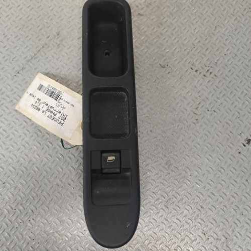 Commande lève-glace porte avant droite Peugeot 207 - 207 1.4 hdi (2006-2015) 5 portes