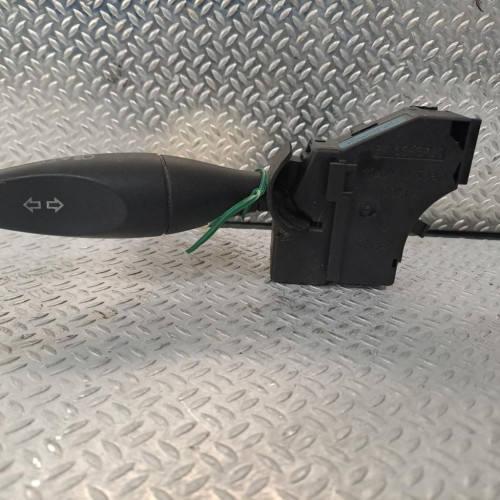 Commande clignotant Ford FIESTA V 1.4 tdci (2001-2008) 5 portes