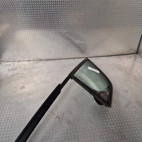 Glace fixe porte av d Citroën C3 II 1.6 hdi (2009-2016) 5 portes