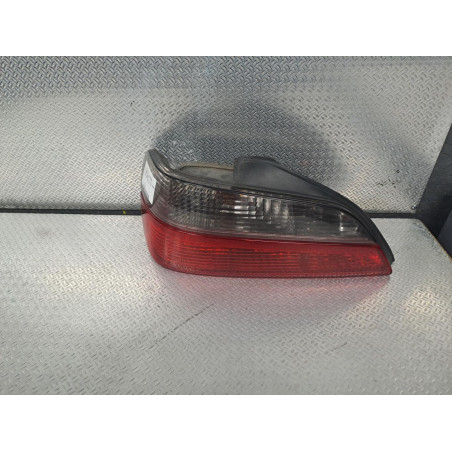 Feu arrière gauche Peugeot 406 1.8 16v (1995-2000)