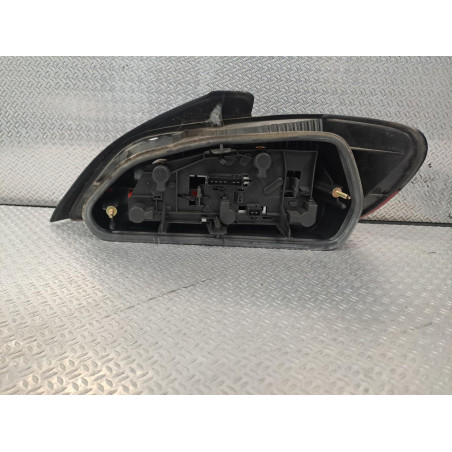 Feu arrière gauche Peugeot 406 1.8 16v (1995-2000)