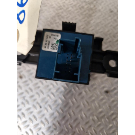 Interrupteur commande de frein a main Citroën C4 PICASSO II 1.6 bluehdi 120 (2014)