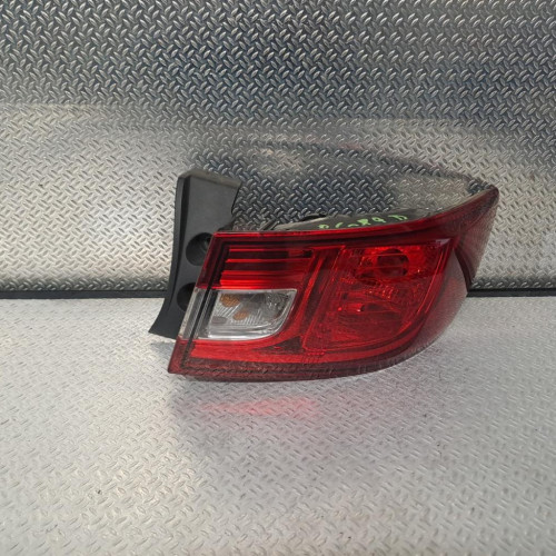 Feu arrière intérieur droit Renault CLIO IV 1.5 dci 90 (2012) 5 portes