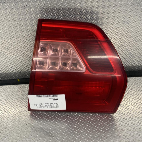 Feu arrière intérieur droit Citroën C5 III Break 1.6 hdi 110 (2008) 5 portes