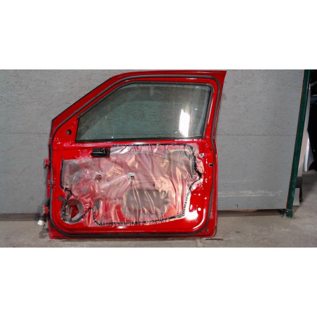 Porte avant droite Suzuki SWIFT III 1.3 (2005)