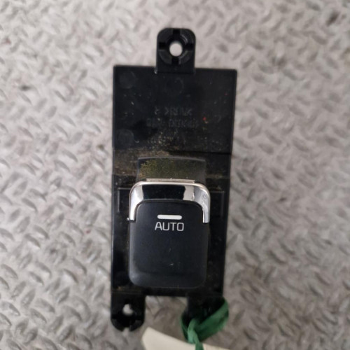 Commande lève-glace porte avant droite Kia CEE'D 1.0 t-gdi (2015-2018)