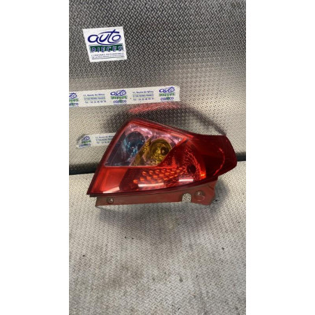 Feu arrière gauche Suzuki SWIFT III 1.3 (2005)