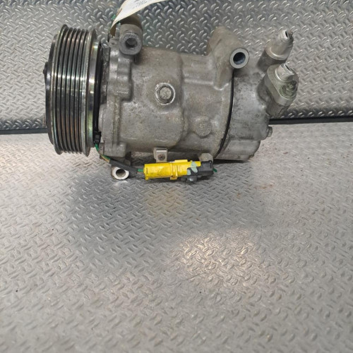 Compresseur air conditionne Peugeot 1007 1.6 16v (2005)