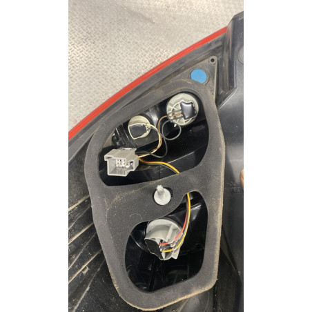 Feu arrière gauche Ford FIESTA VI 1.0 (2013-2017)