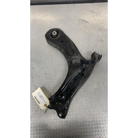 Triangle inf avd Audi A1 1.6 tdi (2011-2015)