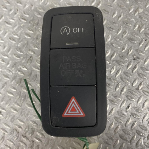 Bouton de warning Audi A1 1.6 tdi (2011-2015)