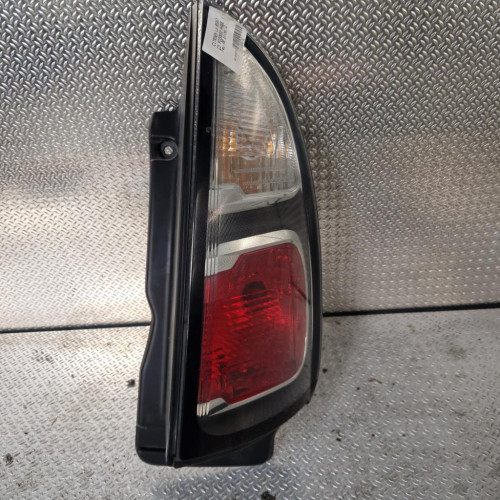 Feu arrière droit Citroën C3 PICASSO 1.4 vti 95 (2009)