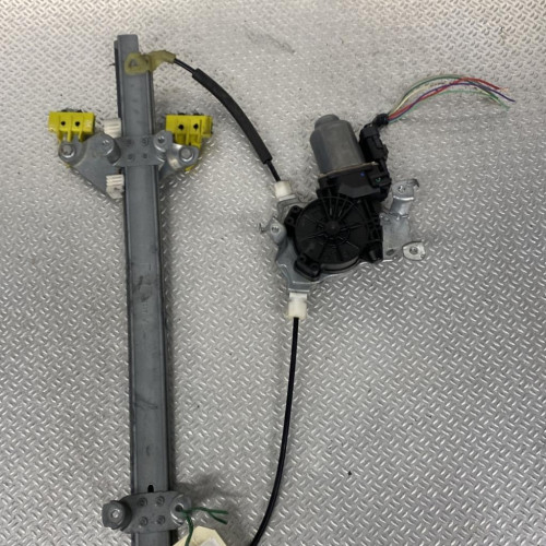 Mecanismemoteur leve-glace avg Nissan NOTE 1.5 dci (2010-2012)