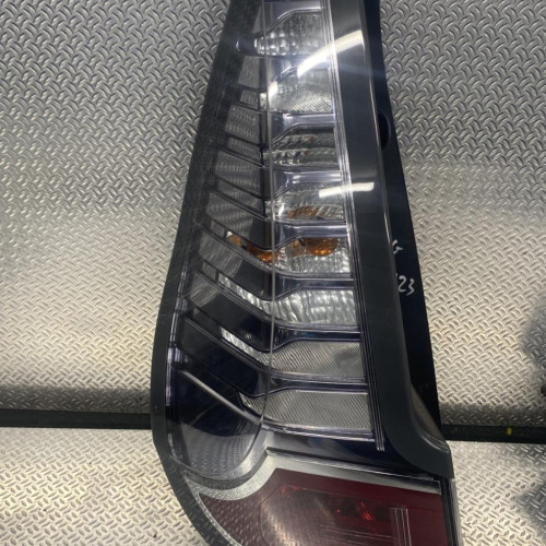 Feu arrière gauche Renault SCÉNIC III 1.5 dci (2009) 5 portes
