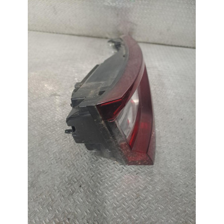 Feu arrière interieur gauche RENAULT MEGANE 4  0
