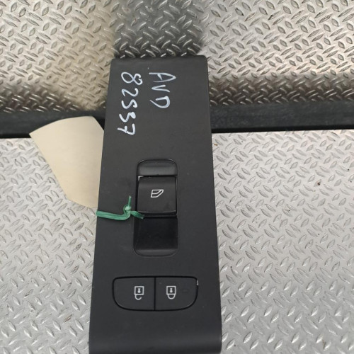 Commande lève-glace porte avant droite Volvo  (2017-0) D3 (2018-2021) 5 portes