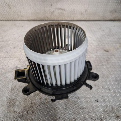 Ventilateur de chauffage Peugeot 5008 II 1.5 bluehdi 130 (2018)