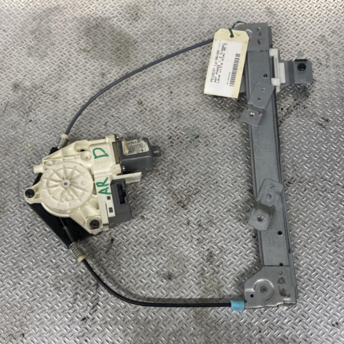 Mecanismemoteur leve-glace porte coulissante d Peugeot 407 2.0 hdi 135 (2004-2010) 4 portes