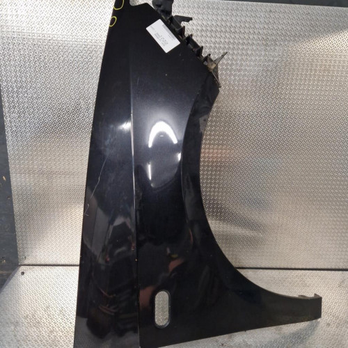 Aile avant droite Seat IBIZA IV SC 1.6 tdi (2009-2015)