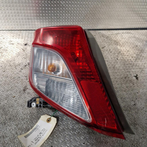 Feu arrière gauche Toyota YARIS 1.0 (2010)