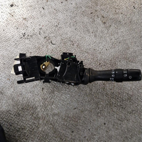 Commande clignotant Toyota YARIS 1.0 (2010)
