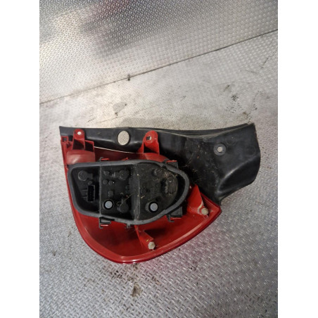 Feu arrière gauche Renault CLIO III 1.2 16v (2005-2014) 5 portes
