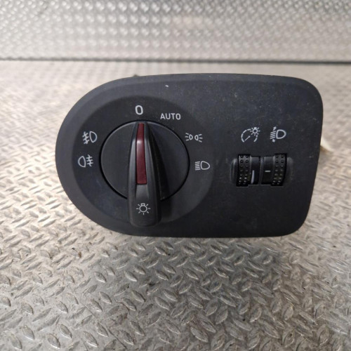 Interrupteur commande de phares Seat IBIZA IV 1.6 tdi (2009-2015)