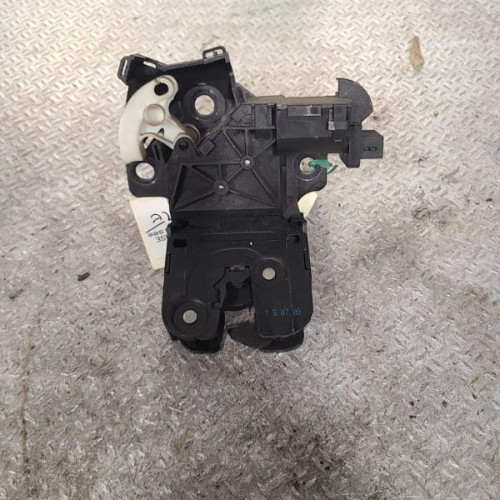 Moteur electrique de hayon-coffre Audi A3 Sportback 2.0 tdi 16v (2004-2013) 5 portes