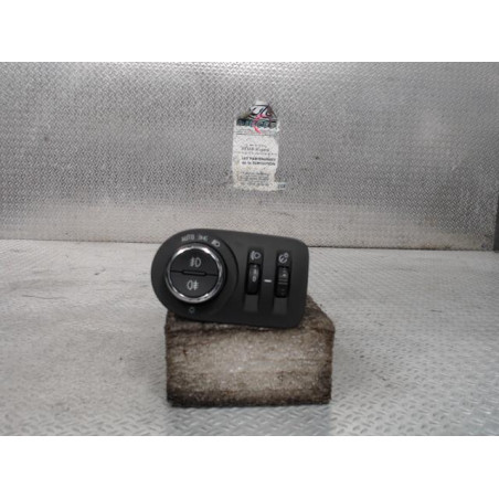 Interrupteur commande de phares Opel ASTRA K 1.4 turbo (2015)