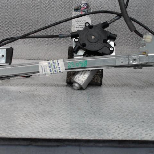 Mecanisme  moteur lève-glace avant droit Seat IBIZA II 1.9 sdi (1996-1999)