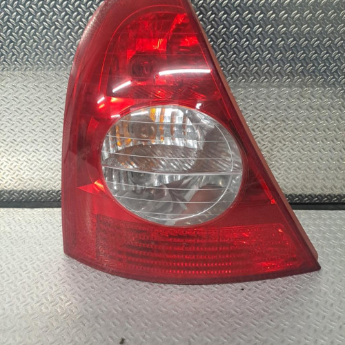 Feu arrière gauche Renault CLIO II 1.2 (bb0a, bb0f, bb10, bb1k, bb28, bb2d, bb2h, cb0a,... (1998-2010) 5 portes