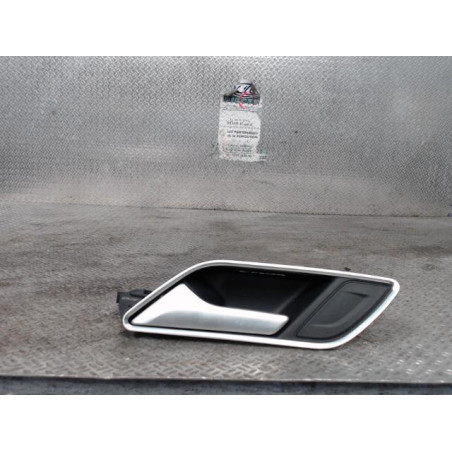 Poignee int porte arg Audi A3 Sportback 35 tdi (2018-2020)