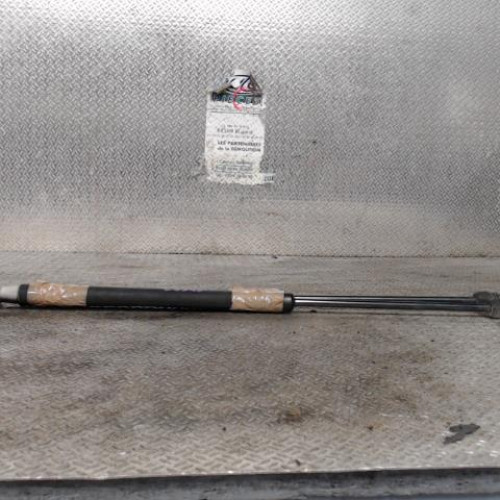 Verin gauche hayon Skoda FABIA II 1.4 tdi (2007-2010)