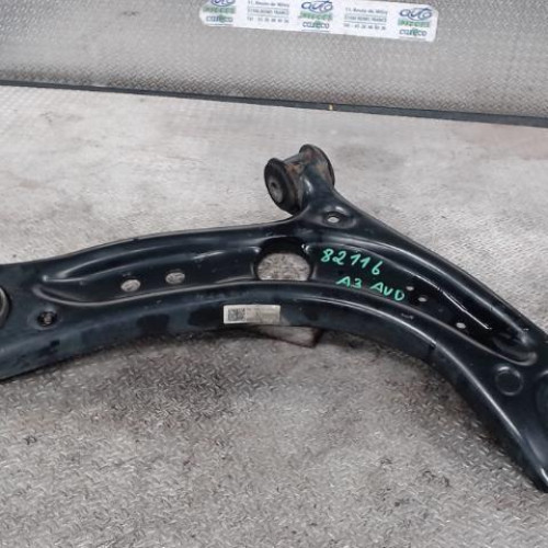 Triangle inf avd Audi A3 Sportback 35 tdi (2018-2020)