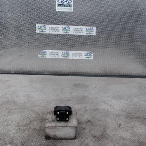 Interrupteur commande de frein a main Citroën DS4 1.6 hdi 115 (2012-2015)