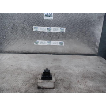 Interrupteur commande de frein a main Citroën DS4 1.6 hdi 115 (2012-2015)