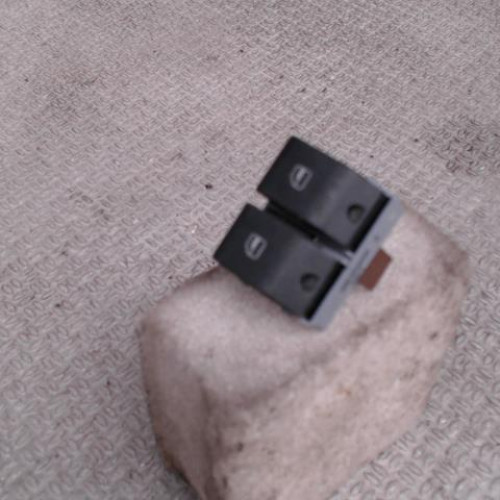 Commande lève-glace porte avant gauche Seat CORDOBA 1.4 16v (2002-2007)