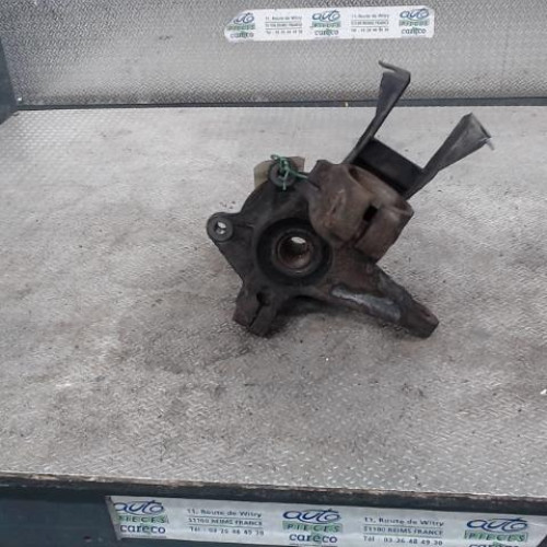 Pivot avd Peugeot 206 3-5 portes 1.4 i (1998-2012) 3 portes