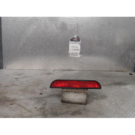 Feux stop supplementaire Dacia SANDERO II 1.2 (2012)