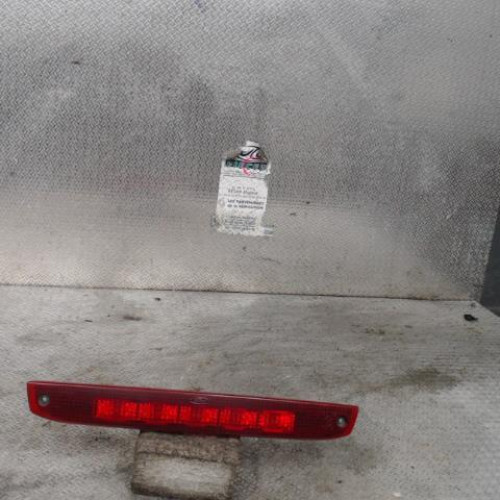 Feux stop supplementaire Ford FOCUS II 1.4 (2004-2012)