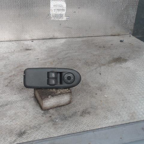 Commande lève-glace porte avant gauche Ford C-MAX 1.8 tdci (2007-2010) 5 portes