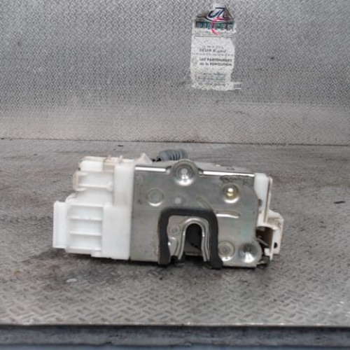 Serrure porte avd MERCEDES CLASSE M 164  0