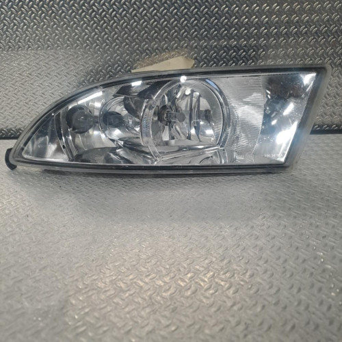 Phare antibrouillard avant gauche Skoda FABIA II 1.6 tdi (2010-2014)