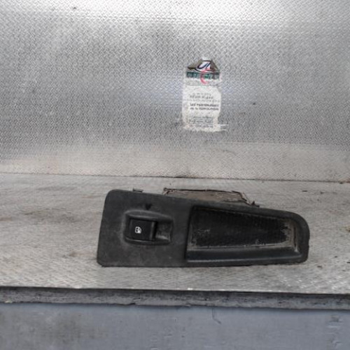 Commande lève-glace porte avant droite Fiat GRANDE PUNTO 1.2 (2005)